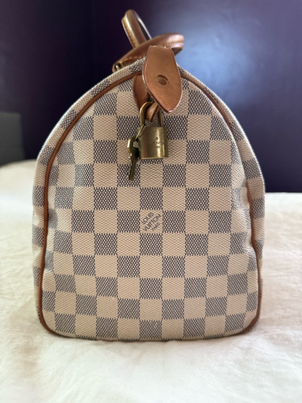 Louis Vuitton Speedy 30 Damier Azur – Authentic w/ Receipt – Clean Exterior - Picture 4 of 16